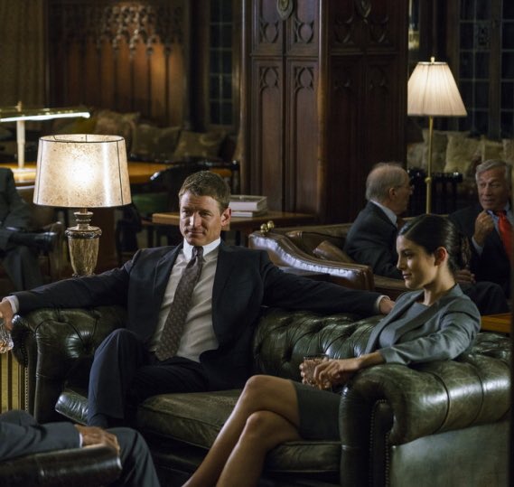 bodielaskye's tweet photo. Peter and Anna’s first scene and their last scene #TBT #ChicagoJusticeDeservedBetter #BringBackChicagoJustice  😭😭😭😭😭😭 https://t.co/fWtJFdpUih