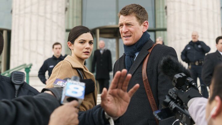 bodielaskye's tweet photo. Peter and Anna’s first scene and their last scene #TBT #ChicagoJusticeDeservedBetter #BringBackChicagoJustice  😭😭😭😭😭😭 https://t.co/fWtJFdpUih
