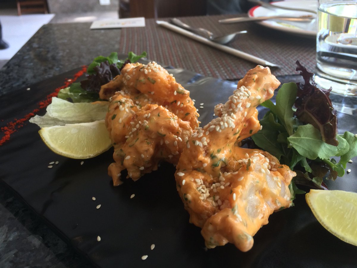 veidehigite's tweet photo. The Creative Kitchen, as the name goes, is one of the coolest diners in Indore! From the mushrooming ceiling to a wide variety of world-class specialities on display, this indeed is my favourite all-day dining by Radisson Blu! #RadissonBluIndore #TCK #Lifestyleblogger https://t.co/m5X8swDGlV