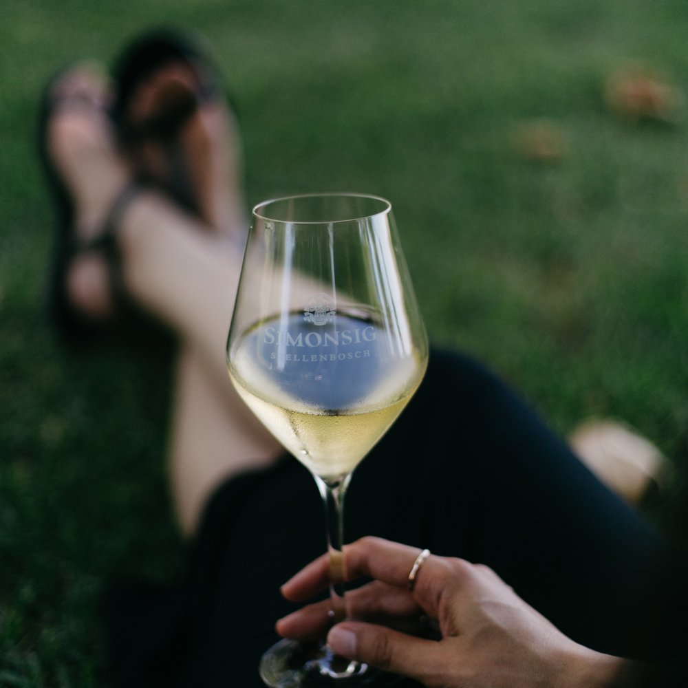SimonsigWines's tweet photo. EVENT | Feet up, wine down. See you at #FirstFizz tonight! https://t.co/Y51kXALHSa