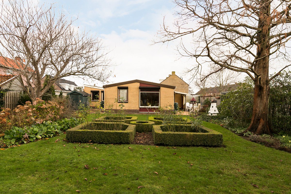 HanseHanseOG's tweet image. #Verkocht! 
Kopers en verkopers gefeliciteerd!
Frederikstraat 2 te Scharendijke.
Denkt u aan #verkopen? Neem contact op met ons kantoor voor een gratis en vrijblijvend adviesgesprek / #waardebepaling, T: 0111-655777.