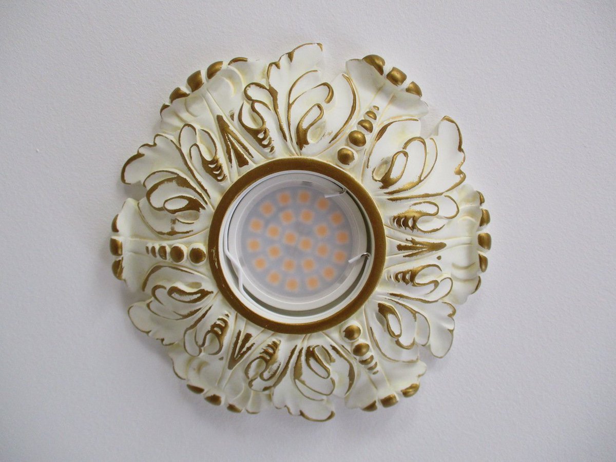 ndclassics's tweet image. We have a fantastic new range of downlight surrounds now available for immediate supply, also looking for retail stockists... #designers #interiordesigner #lightshop #furnitureshop #interiordesign