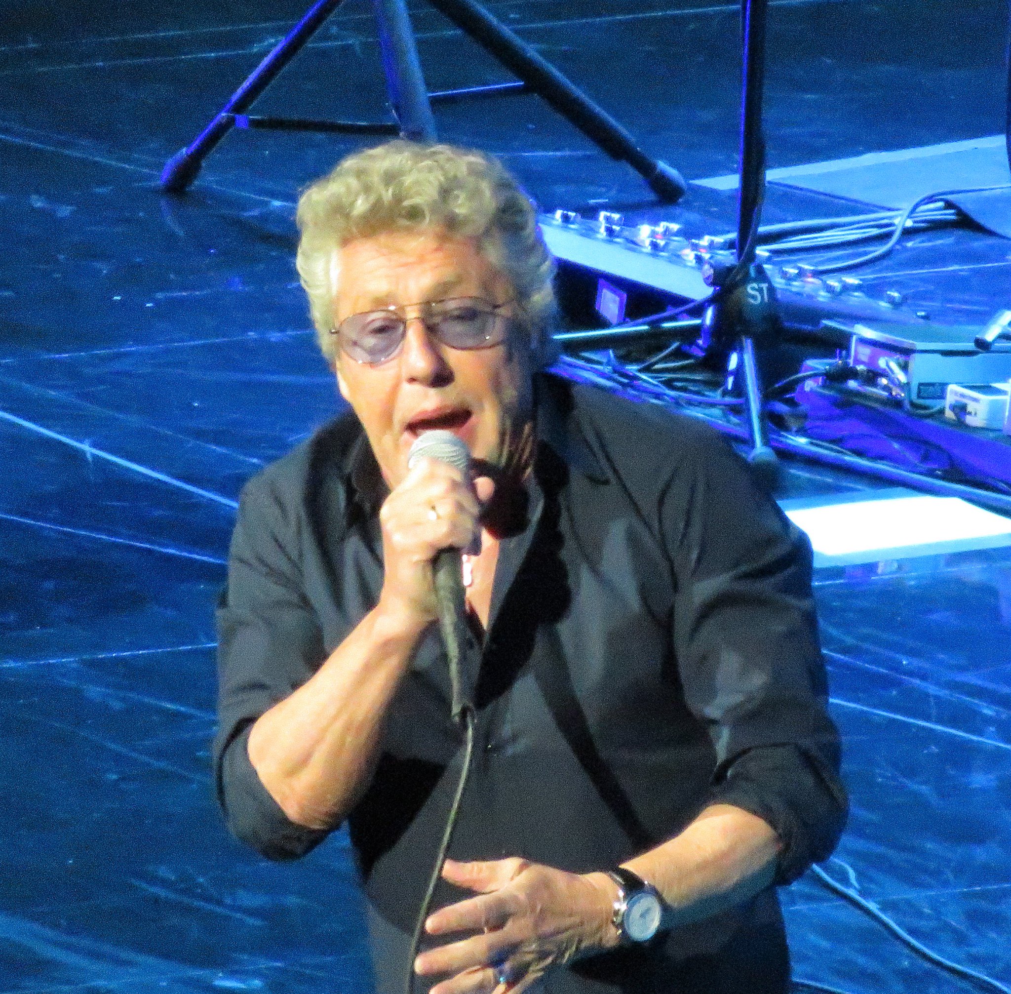 Happy Birthday to a true Rock & Roll Icon, Roger Daltrey of   Pic taken at last August. 