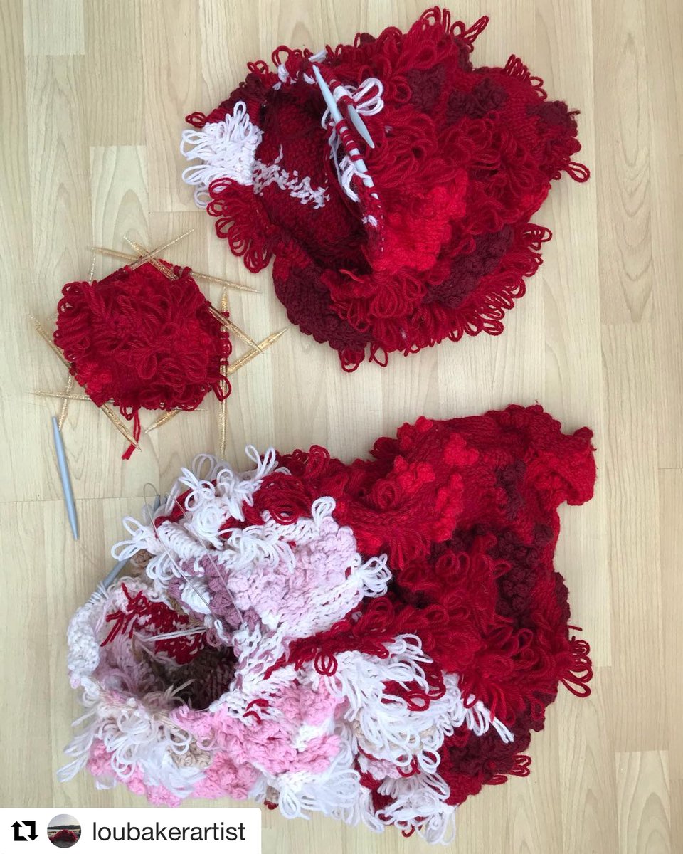 loubakerartist's tweet image. #Partsofme 3, 4 &amp;amp; 5 Each #softsculpture is #knitted in #public until it’s too #large to carry around; then I #knit it in #private and start a #new public #partofme #knitting #handknitting #art #fineart #knittingandthinking #multiples #installation #losingcount #conceptualknitting