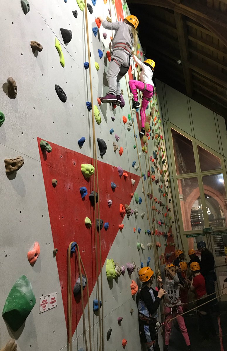 YP_Potential's tweet photo. #GirlPower #OneMileProject down @MancClimbCentre #BeYourPotential BIG thanks to sponsor @cariocca_ltd https://t.co/EsfbEc5dEU