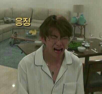 cutekook_db's tweet photo. 하... 오늘 올라갔던 호석이 영상 뒤에 깔렸던 브금과 효과... 이제야 확인했네요.. (미쳐버림
지금 너무 늦게 확인한 나머지 알티가 상당히 된상황이라 담부터는 꼭 최종 확인하고 올리도록하겠습니다 ;ㅅ; 죽고싶네요 ㅠㅠㅠㅠ 죄송합니다 ㅠ..
#iHeartAwards #BestFanArmy #BTSARMY @BTS_twt https://t.co/GHl2GJSeNd