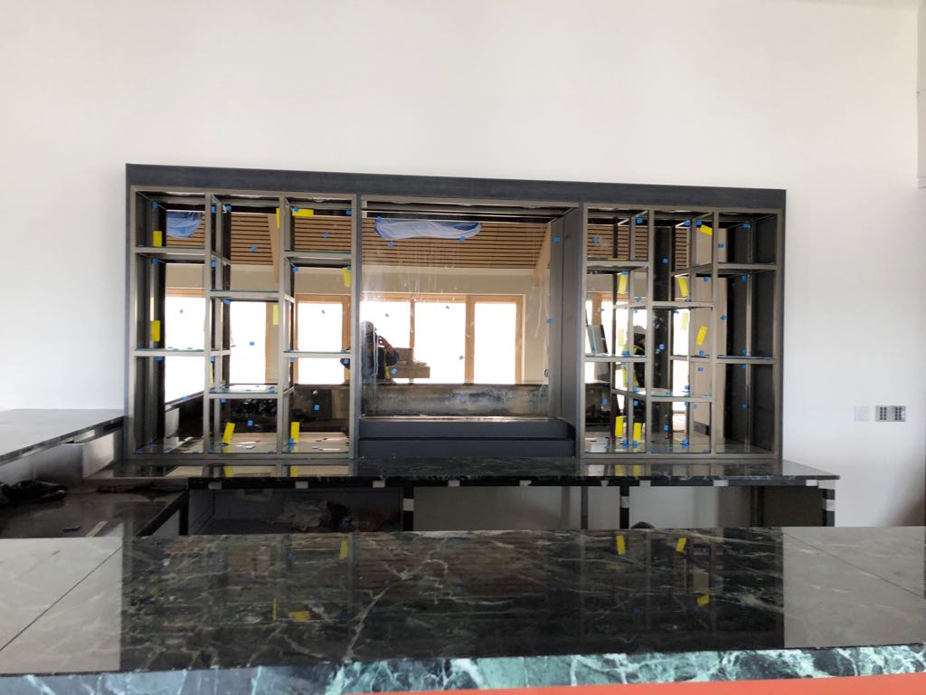 InoxEquip's tweet image. It may be RED Alert but we keep on keeping on @carnoustiegolf @CEDFabrications @kendall_mark .....nearly finished Bar....more chilly pics to follow @CEDAUK