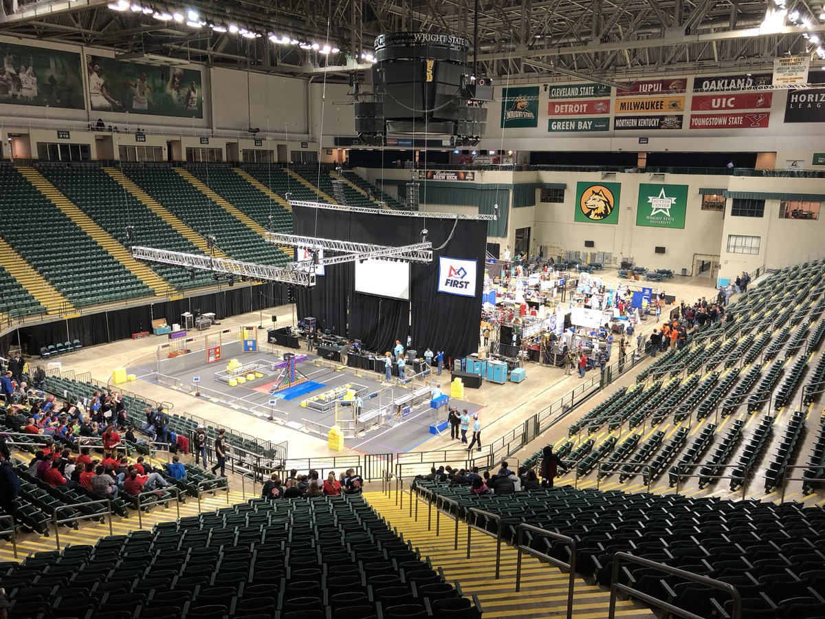 Frc3484's tweet photo. Short Circuit @ Miami Valley Regional 2018 #PracticeMatches #FIRSTPOWERUP https://t.co/voDnDSvKHl