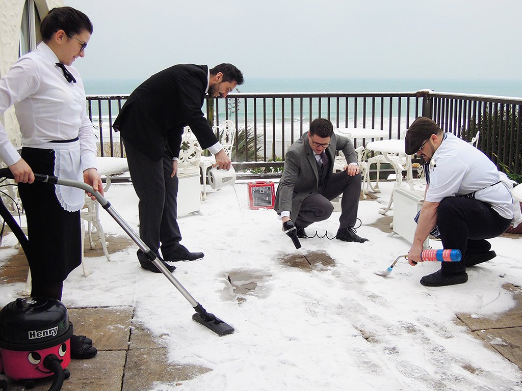 TheNareHotel's tweet photo. The crazy weather has finally hit The Nare and, despite many valiant attempts to thaw the snow, will mean the hotel’s famous No Snow Policy will be forced to payout. For the first time in 20yrs resident guests will receive a free night's stay, though most are choosing to stay on. https://t.co/asLOXeDQiz