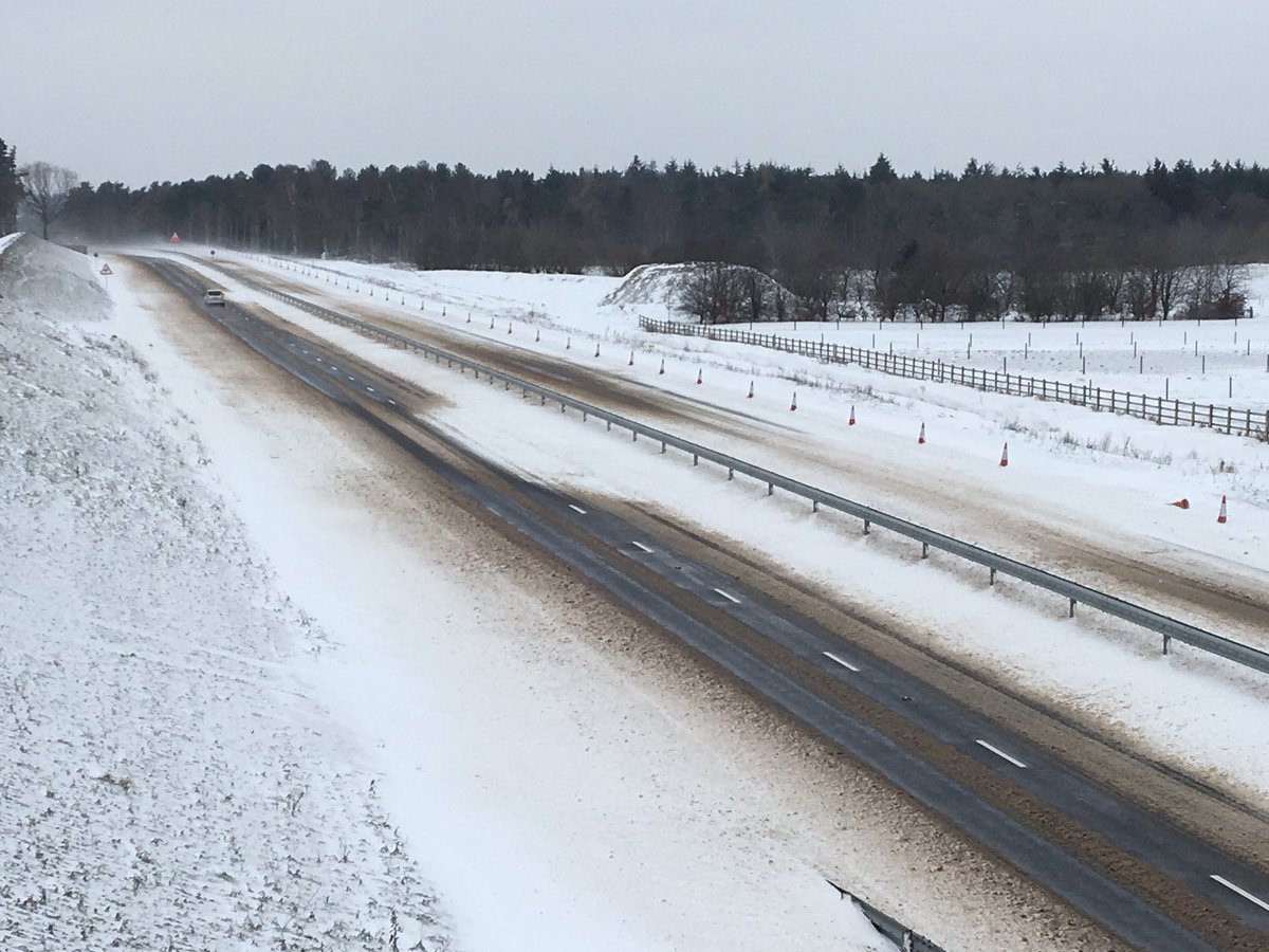 mrjoh73's tweet photo. Drifting snow on @NorwichNDR at Horsford/Drayton #beastfromtheast https://t.co/tLbepmnQr0