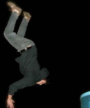 IamDreamfire's tweet image. I married a dark elf ninja 😜 #backflips #nogravity