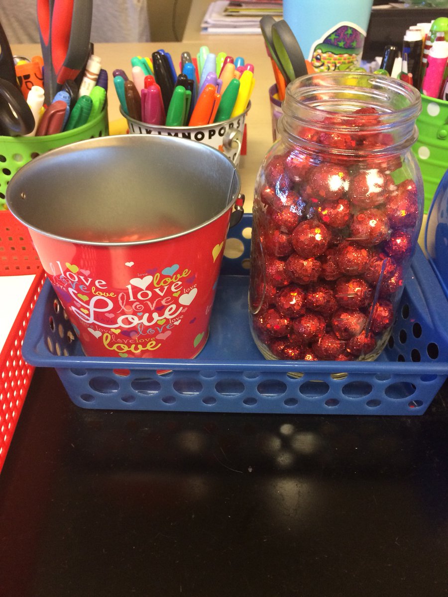NyflKate's tweet photo. Beyond proud of my kinder kiddos! They have once again met their goal and filled their February 100% #iready lessons passed jar! #ioweareward #hardworkingkinders @MDE_Stars @CurriculumAssoc https://t.co/posnOtB4LK