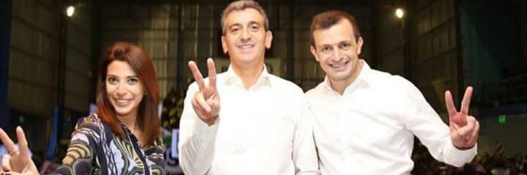 Realidades2025's tweet photo. Feliz cumple compañero @RandazzoF justo el #DíaDelFerroviario y demostró que lleva en su adn la política ferroviaria y además hizo excelentes gestiones también en otras áreas como Interior, DNI, pasaporte, SUBE y Renovación Ferroviaria, algunos de sus logros✌🏼 https://t.co/88GsS7opF0