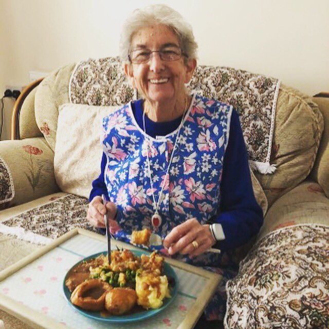 TheBridgeLlan's tweet photo. We have met some of THE nicest people today...and given nearly 30 free meals away! Thanks so much for your nominations and for the amazing local businesses who’ve helped us give even more meals away! #iamatthebridge https://t.co/8n7A29Wmaf