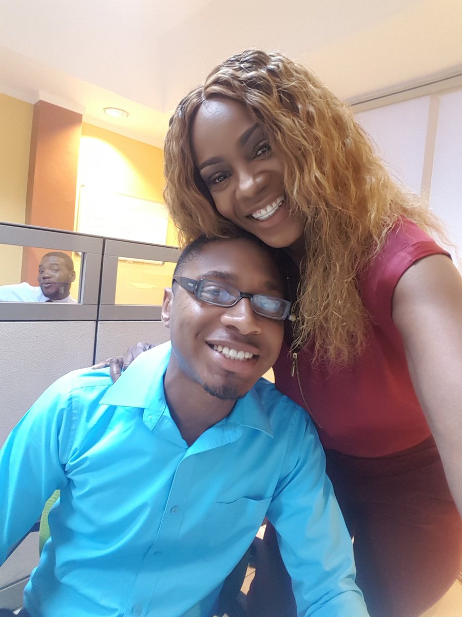 belwill1989's tweet photo. When youre not full 💯and you get that team call to say #WeMissYou #ReasonToLaugh 😂😁 @IAMDONJU_AN Had to visit my boys https://t.co/FBctFa7bFI