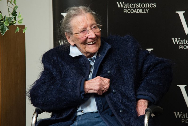 wmarybeard's tweet photo. delighted that Tessa Dunlop's book, The Century Girls is doing so well. It features among others my teacher and mate, 99 year old Joyce Reynolds, going super strong and still a stern and helpful critic https://t.co/wCXGHAIQ9j