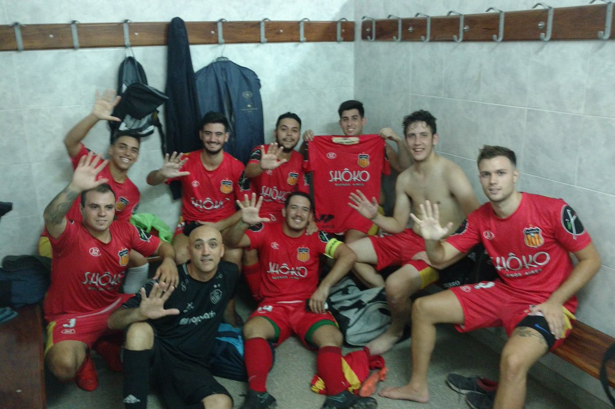 Una costumbre: 

La masía goleó 5-1 a la 79 y paso a los cuartos de final del torneo de verano. Con dos goles de <a href="/matidfco/">Mati💎🐴</a> , uno de <a href="/FabriFco/">FabriZio</a> , uno de <a href="/Arielvillacampa/">Cacho ;</a> y uno de <a href="/AleeVerdolaga/">Ale 🇳🇬</a> .