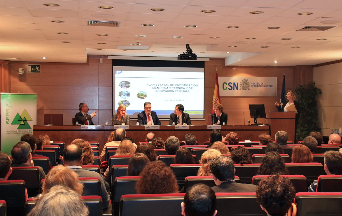 CSN_es's tweet photo. El consejero @fvcastello inaugura la jornada “I+D en Protección Radiológica” de la Plataforma PEPRI y preside su Asamblea Anual https://t.co/VluKIdw64x https://t.co/UGyCTG8T7a