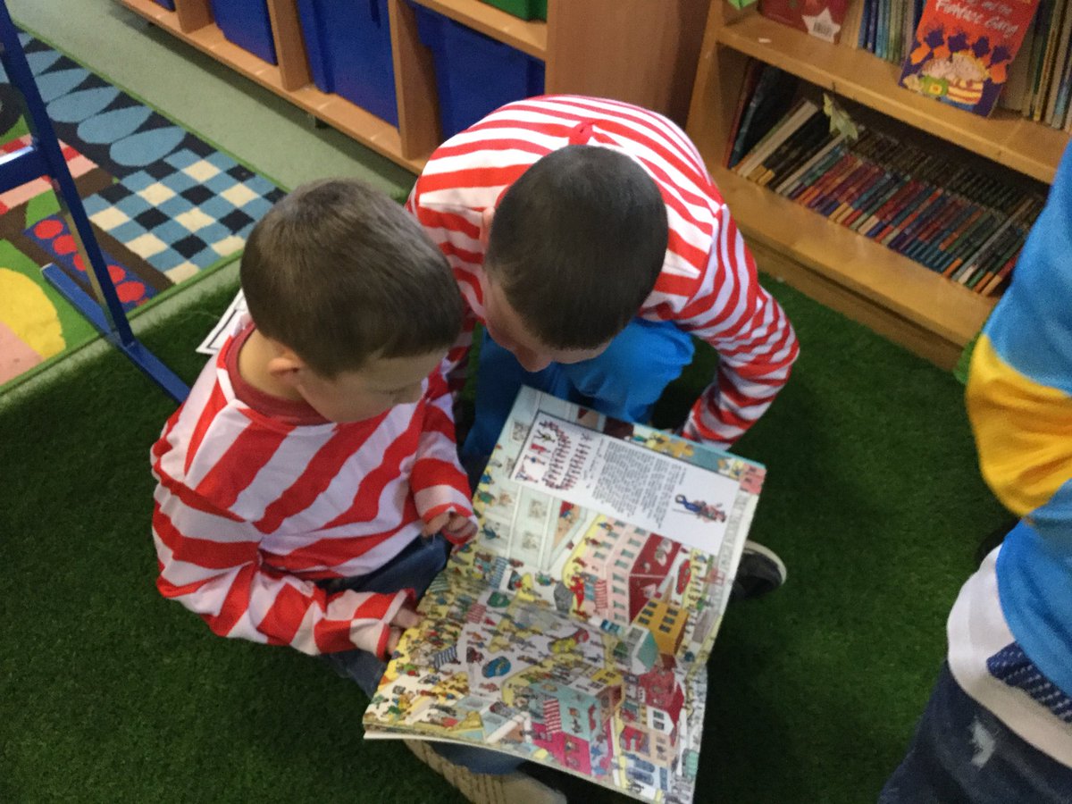 firsprimarysale's tweet photo. #Year2LT & Year4KH Enjoying shared reading for World Book Day! https://t.co/4sSvBwNy8o