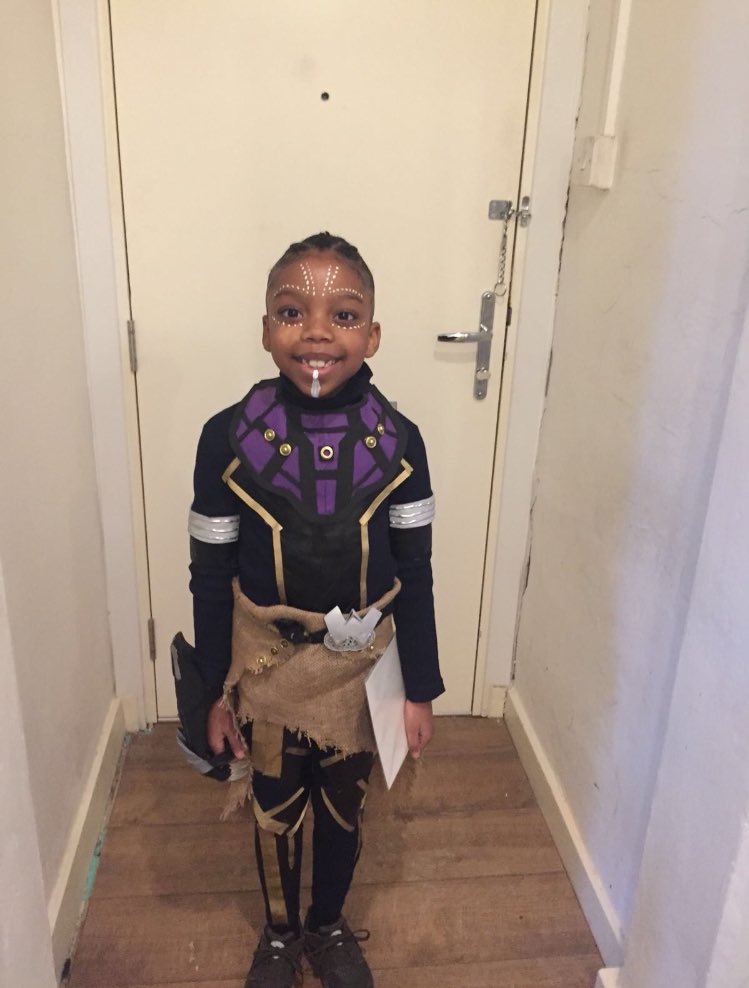 TheyLoveChannei's tweet photo. My sister said she wanted to be Shuri for #WorldBookDay so my Mum sat down and made her this whole costume from scratch💥🗣 I meannnnn #WakandaForever 🔥 https://t.co/ayLCQD1ptH