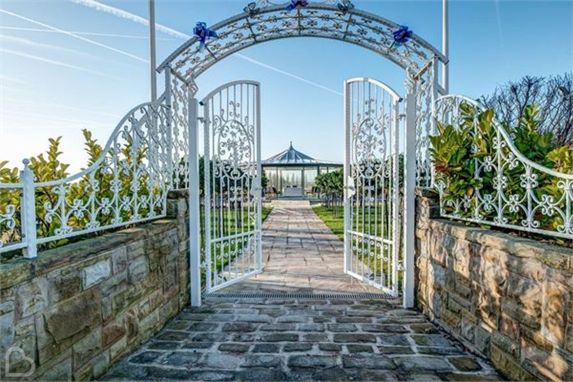 Don't forget to check out <a href="/KingsCroftHotel/">Kings Croft Hotel</a>'s Winter #WeddingFair on Sunday 4th March. It's not one to be missed! ow.ly/Ml5330iGUsW #wedding #bridebook