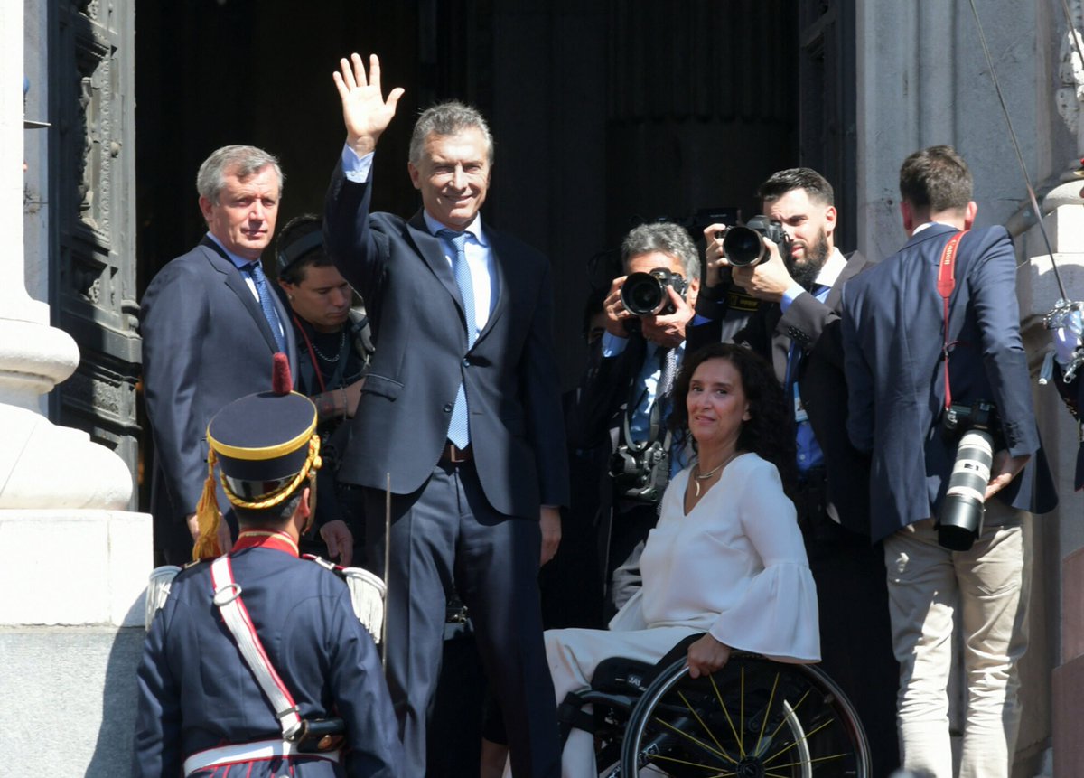 Diario_Extra's tweet photo. #AsambleaLegislativa 🗣️ @mauriciomacri: "Lo peor ya pasó" 

◾️"La inflación está bajando" “Los empleados registrados aumentaron a 270.000"◾️“No creemos en la mano dura ni el abolicionismo” "El Código Penal es viejo"◾️"Celebro un debate maduro sobre el aborto" https://t.co/t58QzYJXGA