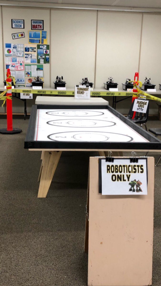 HighDeeGee's tweet image. Ready to put STEAM into action! Inaugural in-class Robotics tournament with judges @NodnarbTuhcs @trubol @HRCharterSchool #EV3robotics #classtourneyevent
