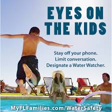 lemon_pool's tweet image. Watch kids when they are in or around water. Keep young children within arm’s reach of an adult. Make sure older children #swim with a partner every time. Know what to do in an #emergency. Learning #CPR and basic water rescue skills may help you save a child’s life.