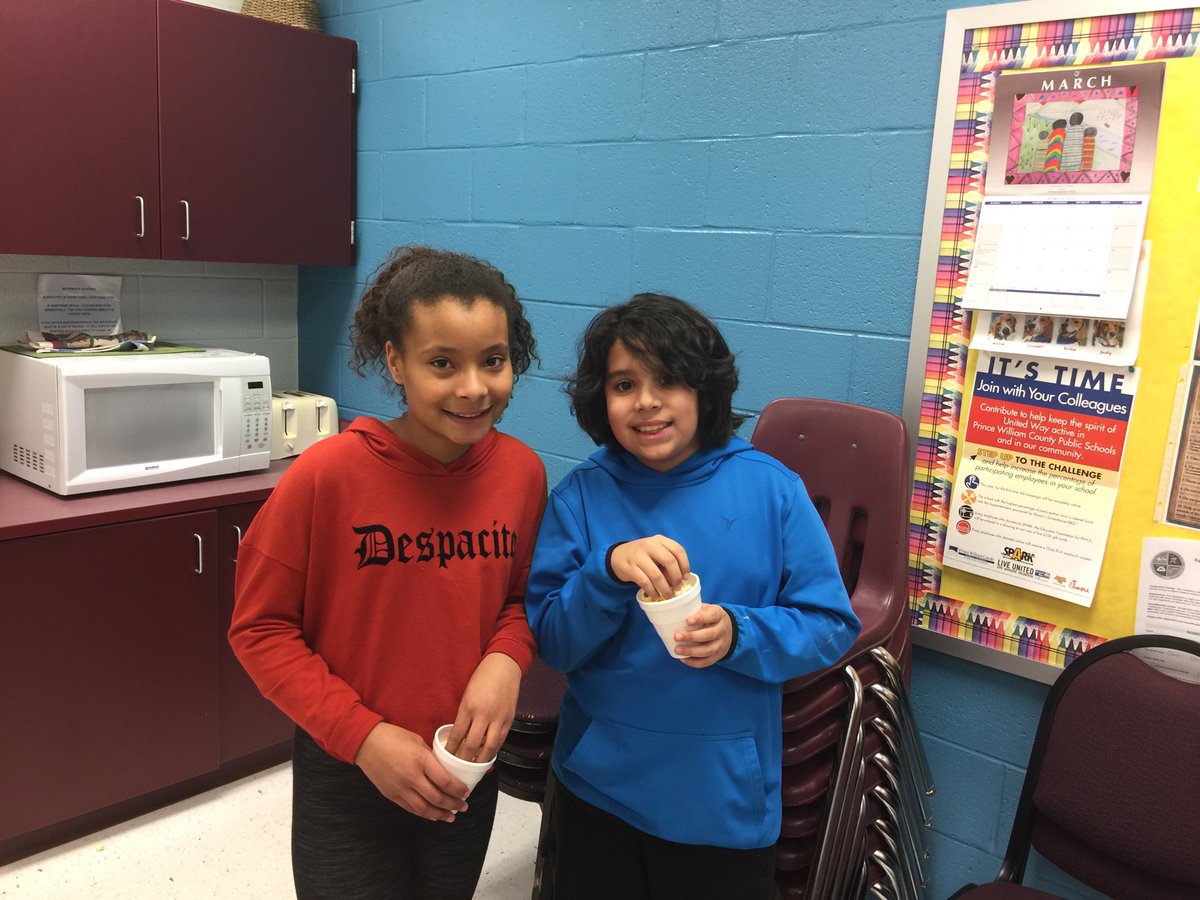 SEllisprincipal's tweet photo. Congratulations to our 5th grade Star-tastic students of February! @EllisSoars https://t.co/uJxALKKmt3