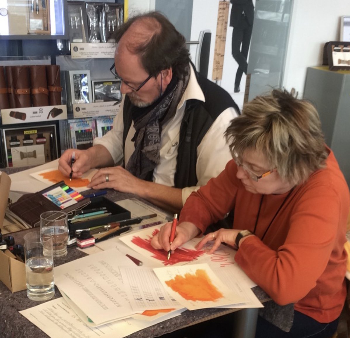 Unser Workshop unter dem Motto "Handschrift - ein Auslaufmodell?" für unsere PRISMA Händler bei uns im Haus war ein voller Erfolg! 👍 // Our workshop themed “Handwriting – a thing of the past?” which took place at our premises for the PRISMA retailers was a great success!