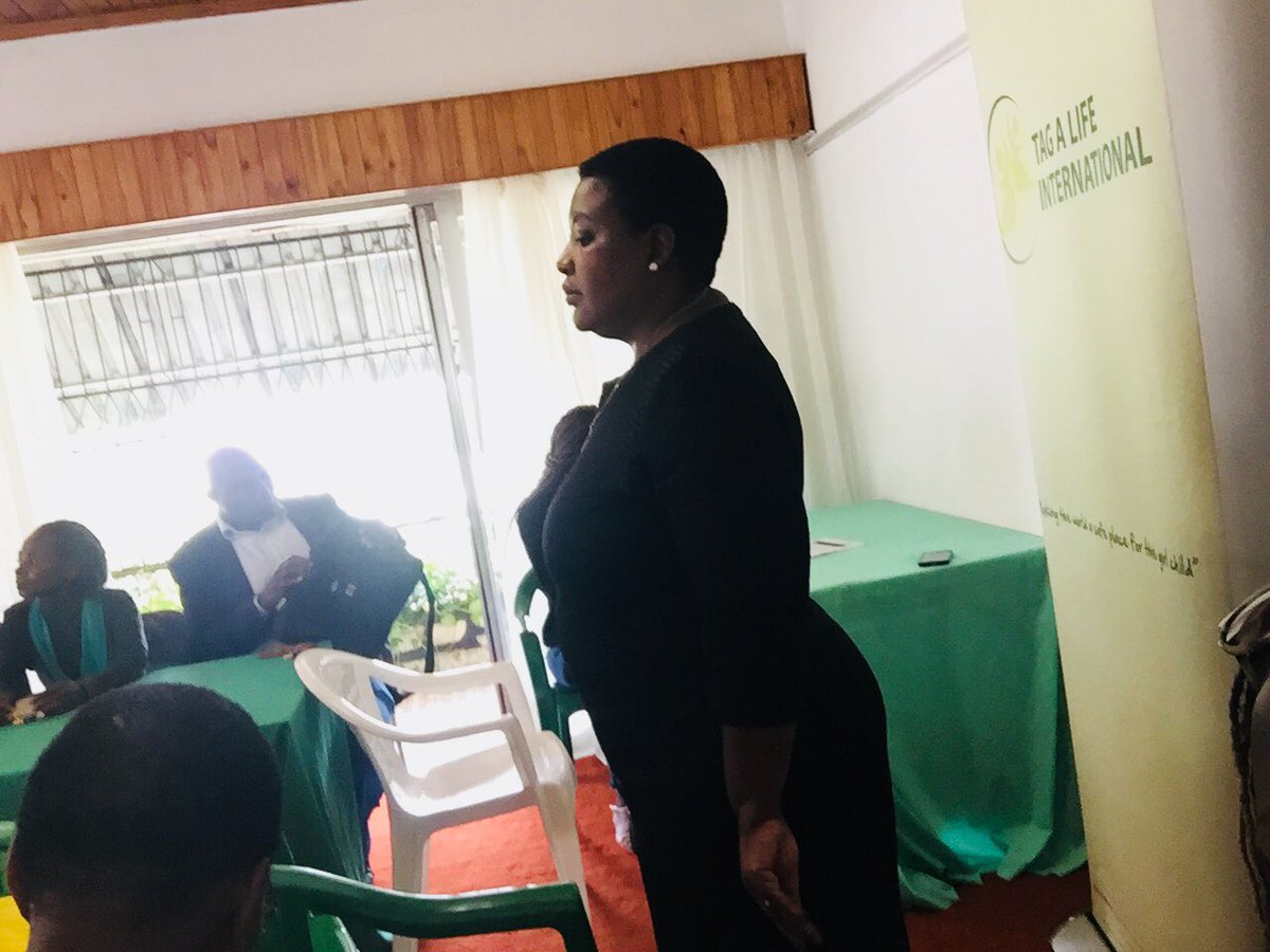 “For a long time children have nt bn allowed into schools cause of lack of school fees. This dispensation must change tht”: Bulawayo Citizens.. #Everychildinschool #ECIS <a href="/nyarimash/">Advocate Nyari Mashayamombe</a> <a href="/tagalife/">Tag a Life Int(TaLI)</a> <a href="/capitalkfm/">Capitalk100.4fm</a> <a href="/ecozim/">ECOZI</a> <a href="/ZNCWC/">#ZNCWC</a> <a href="/WCOZIMBABWE/">Women's Coalition of Zimbabwe</a> <a href="/SwedeninZW/">Sweden in Zimbabwe 🇸🇪</a> @usembassyharare <a href="/NLinZimbabwe/">Dutch Embassy Harare 🇳🇱</a>