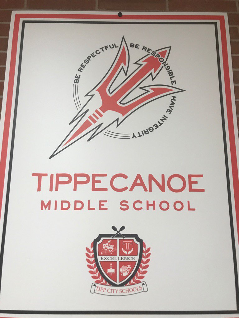 VanFalcon1's tweet photo. Here we go! 200 @TippCitySchools 8th graders hearing from @BGSUAdmissions in 10 minutes #EnergyHigh #AndRising https://t.co/hSHN9tbLNO