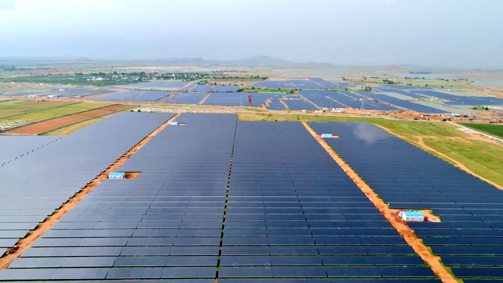 DKShivakumar's tweet photo. Inauguration of the World's Largest 2000 MW Mega Solar Park at Pavagada is a proud moment for Karnataka. 

Our state is leading the way in the switch to renewable energy. #ShaktiSthala https://t.co/2Um1Bx3Gv5