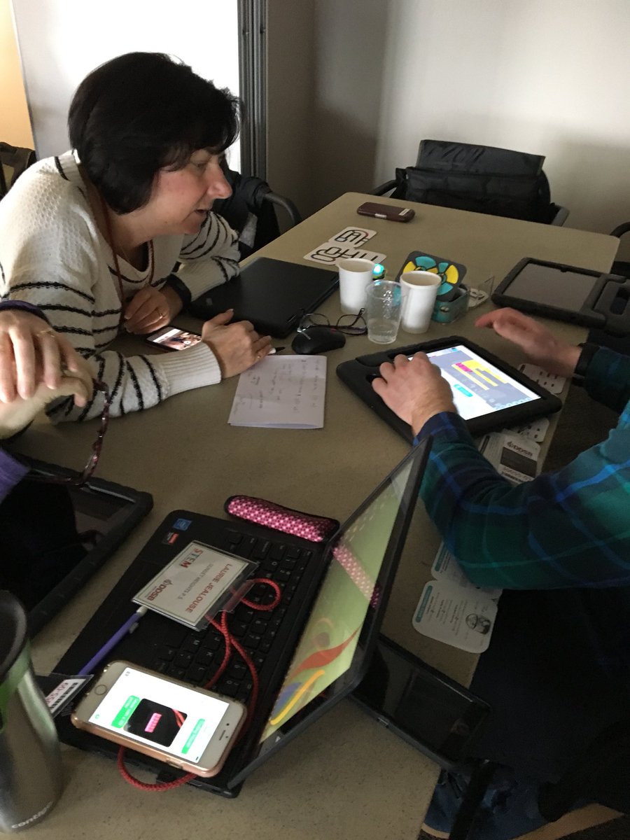 DDSBStaffDev's tweet photo. Using STEM Technologies in Scientific Inquiry for Primary grades! https://t.co/TiBfOYUebb