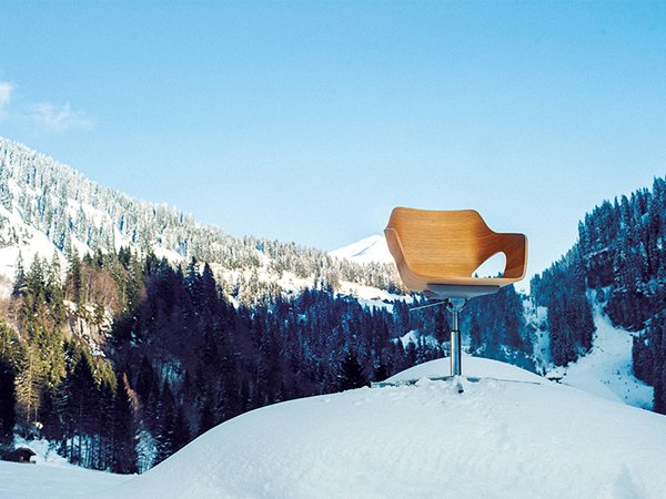 Out enjoying the snow? Why not take a load off your feet and relax in comfort and style with the Ole.
chairplan.co.uk/project/ole/