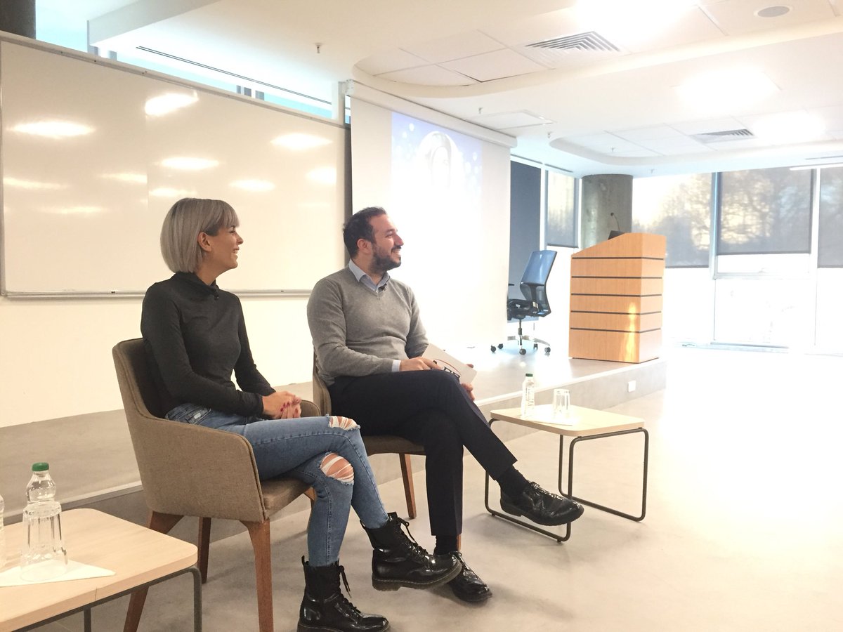 Sosyal Medya ve Fenomen Kavrami dersi, konuk konusmaci Eylül Öztürk ile Ün ve Sosyal Medya Fenomenligi konusuyla A401 salonunda #MEFteSosyalMedyaDersi