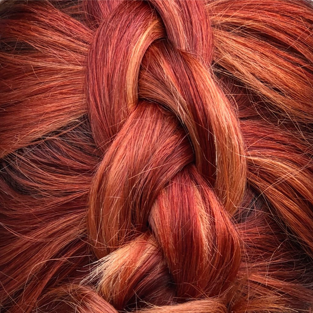 VonKekel's tweet photo. Living for these hair close ups 💋 @aveda #vkaveda #avedacolor #demiplus #redhair #redhaircolor #avedared #styledbyaveda https://t.co/eJqajCOCk9