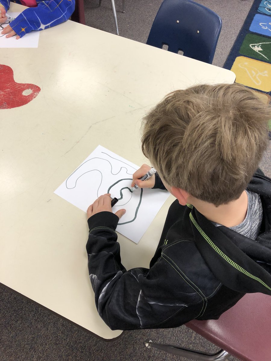 mslaurent2nd's tweet photo. Playing with #ozobots again! #fhesfoxes #excited @FortHuntAAP https://t.co/aDslB99BsN
