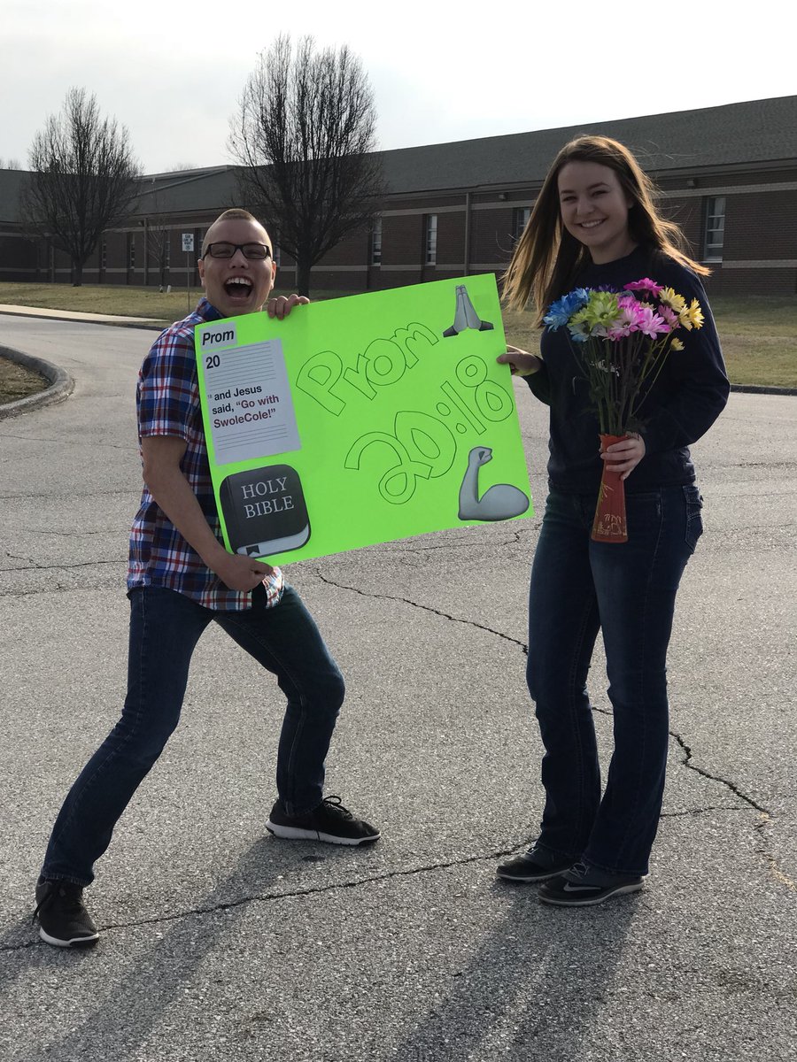 SHE SAID YESSS!!! #Prom2k18