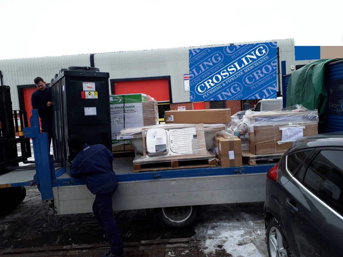 CrosslingDL's tweet photo. Whilst the weather may have closed some roads we are fully loaded and ready to go tomorrow morning, keeping our customers happy. #AintSnowStoppingUsNow #Customerservice #Aint #Snow #StoppingUs #Now https://t.co/05JL6DHT2O