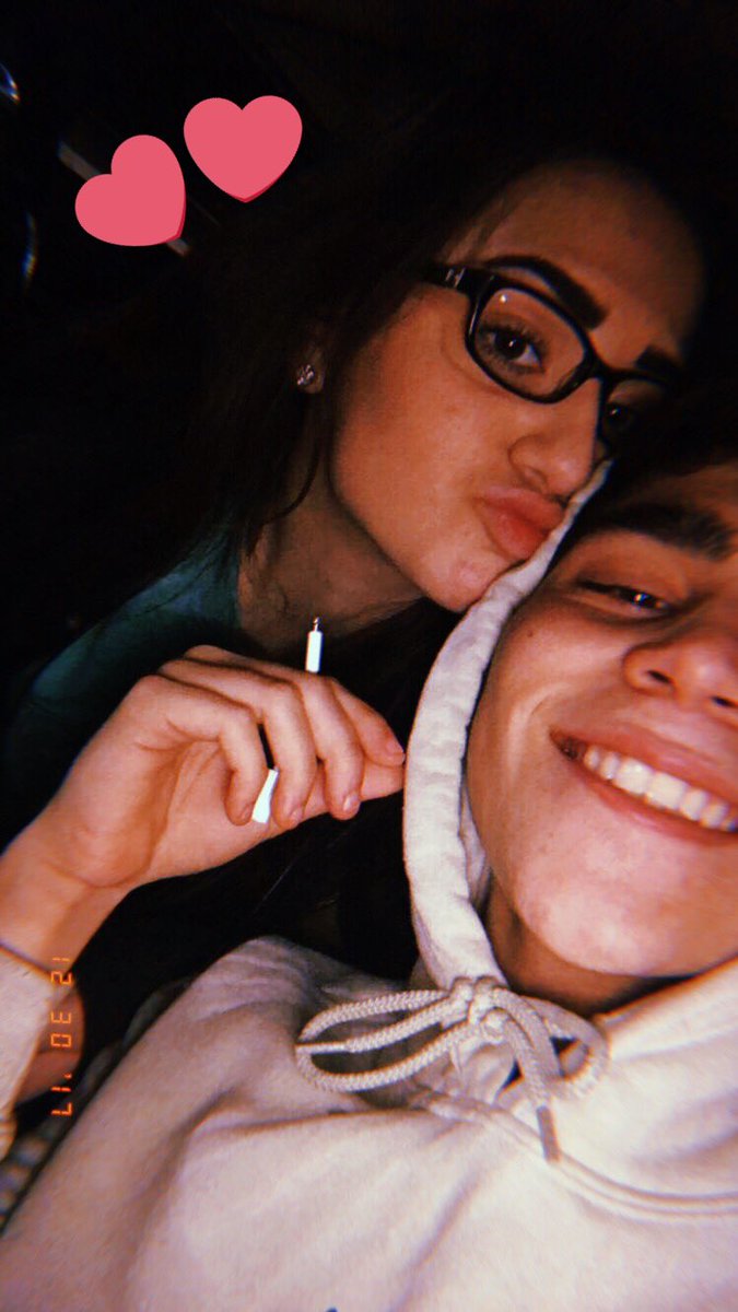 taylorlandryy's tweet photo. woaaahhhh somebody’s turning the big 17 in one week🤪 #itshimnotme #imababy https://t.co/NZwf5hayRy