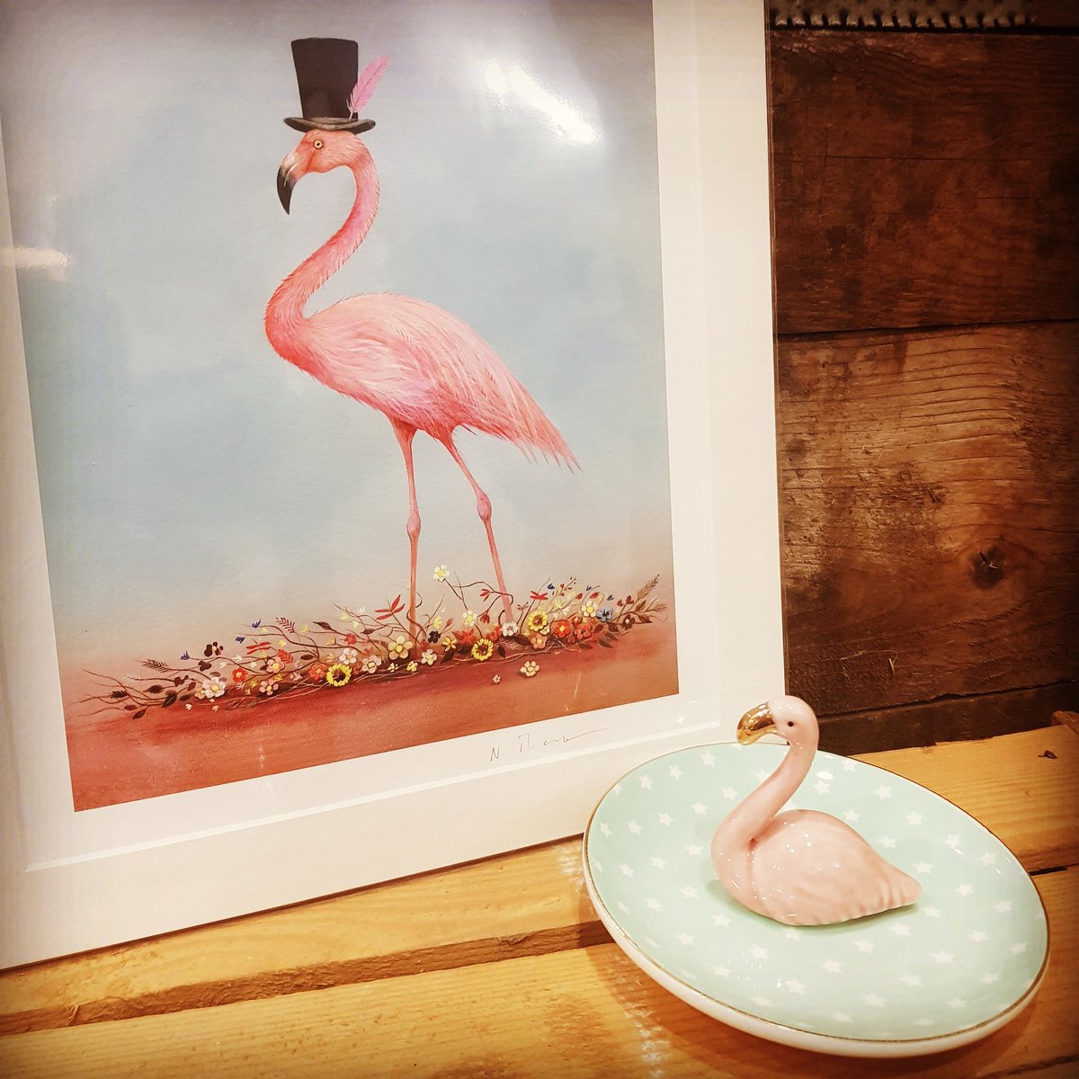 🎁 Shop Mothers day @shabbyfreakhome #gift #unique #MothersDay #special #Flamingo @Neilthompsonart