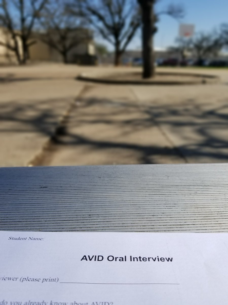 When interviews for <a href="/AMCMS_AVID/">amcmsAvid</a> get moved outside during the first sunny day in months: 😍😍😍😍😍🌞🌞🌞🌞🌞🌞 #brightsunshinyday #bethespark #hellosun!