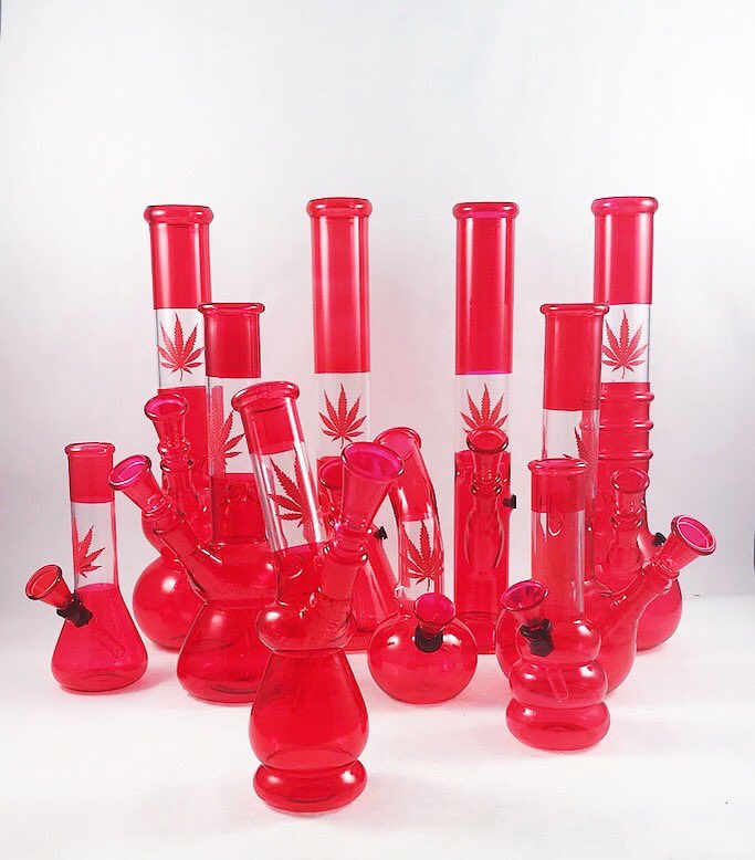 BOBHQ's tweet photo. Oh Cannabian bongs! 🇨🇦
Are you even #Canadian if you don't have a Cannabian flag bong?!?! https://t.co/t4q1mmu24i