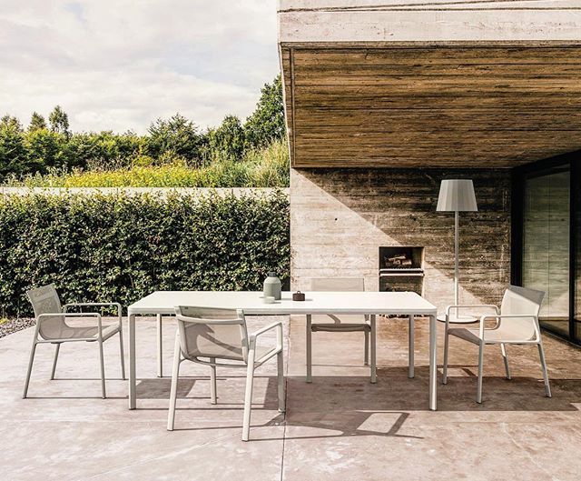 kettal's tweet photo. Kettal Park life dining set design @jasper.morrison #outdoordining #outdoordiningset #diningset #outdoor_project #outdoor_table #patio #terraza #outdoor #furniture #furnituredesign #marble #white #pure #relax #comedor #exterior #jardin https://t.co/AKEJNlJ2V0 #kettal #instagram… https://t.co/1N9aRsMJBS