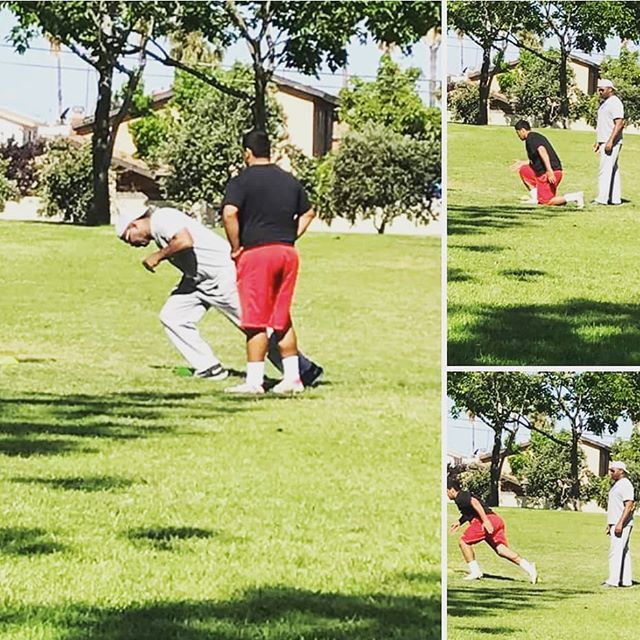 hadtraining2017's tweet image. Teaching my young hog nunu starting linebacker out of Serra High School the fastest way to get off the ball out of a 2 point stance. #sackspecialist #focusonteaching ift.tt/2F3kQvL