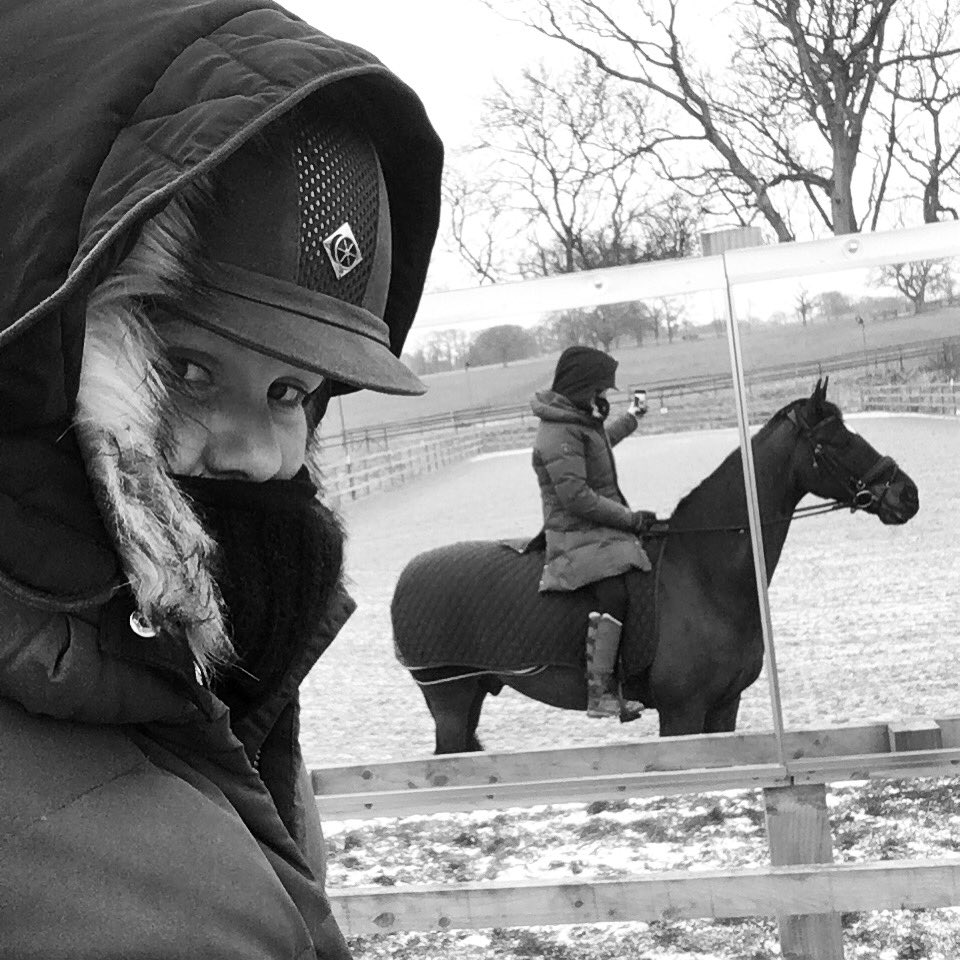 Going for the Eskimo look today!! #snowday2018 #247equestrian