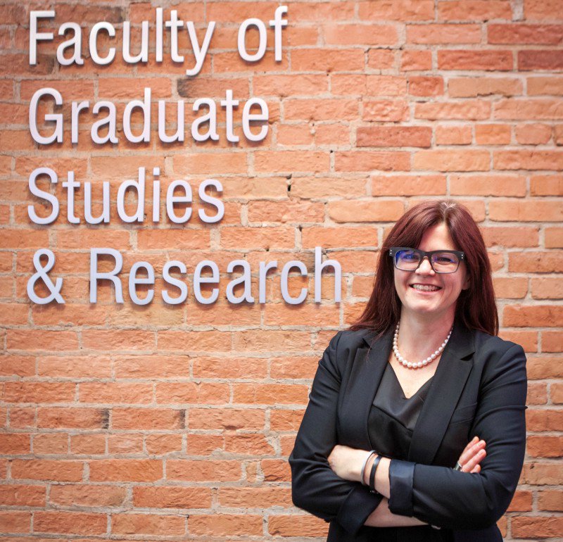 UAlbertaFGSR's tweet photo. Getting to know @UAlbertafgsr Dean @heatherzwicker #gradleadership #gradlife #UAlberta https://t.co/G8kbIRqLBa) https://t.co/RYsnvLVih7