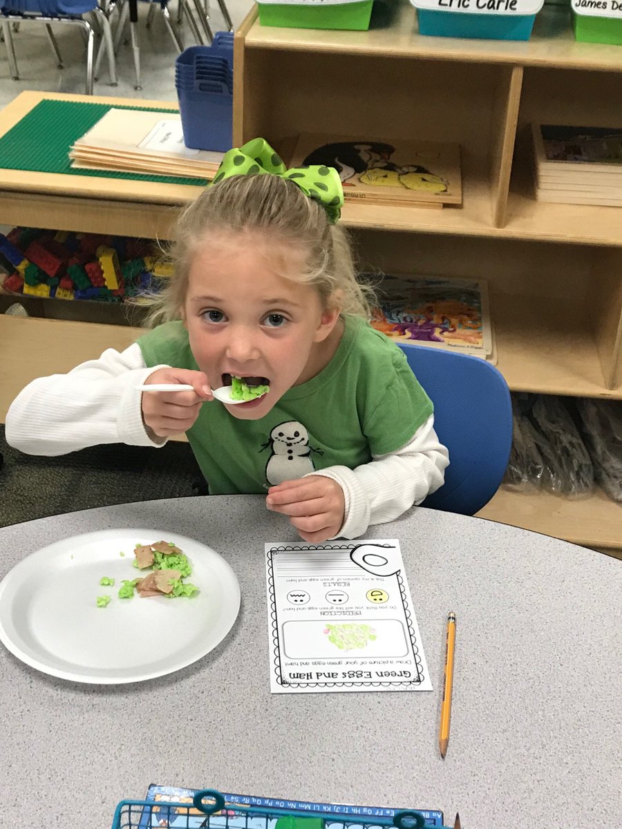 SOEGMLR5's tweet photo. SOESMM celebrated #ReadAcrossAmerica week today with "Wear Green Day" in honor of the book "Green Eggs and Ham!" #SOESMM #LR5Reads https://t.co/K5DSxzIDPA