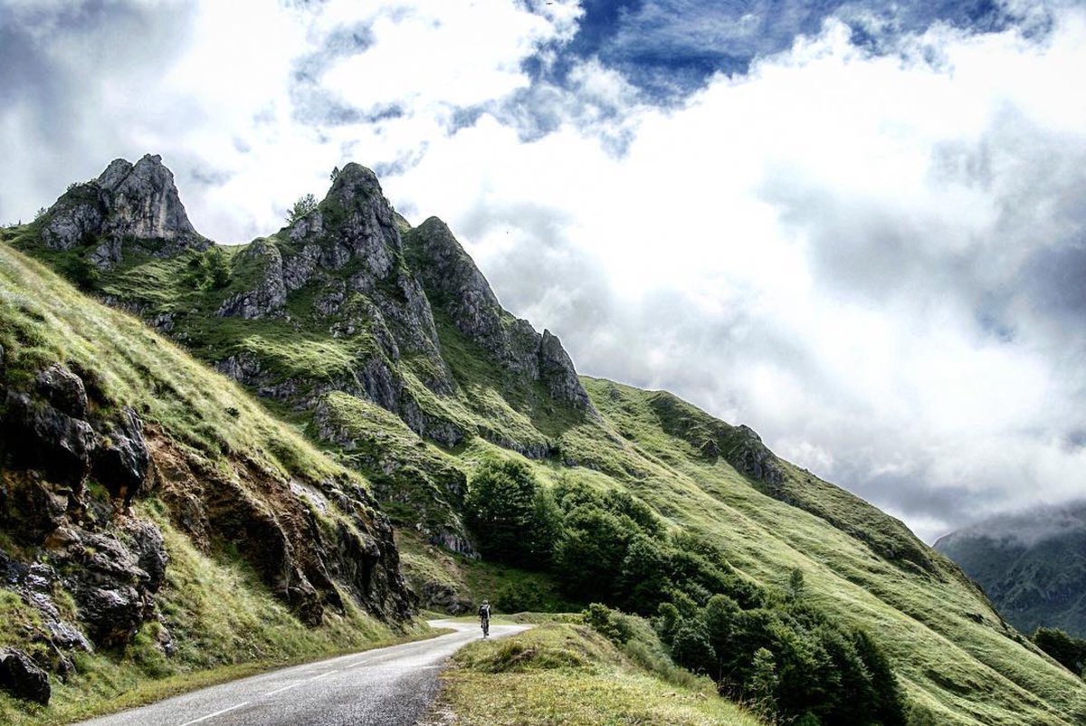 The journey is just beginning  - Find all things road, from racing to adventure, pavement to gravel, over on our fresh-look Instagram channel instagram.com/cannondaleroad/
 #LookNoMore